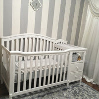 Sorelle berkley cheap crib & changer